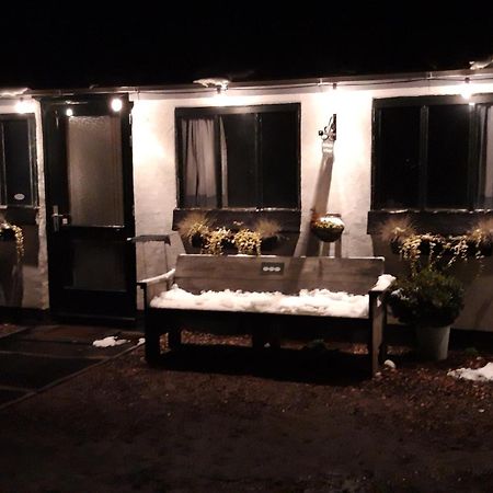 Sfeervol Appartement Het Knooppunt Nuis Luaran gambar